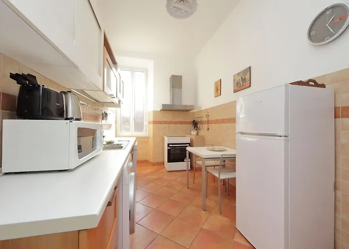 4bnb - St. Peters Dome Рим